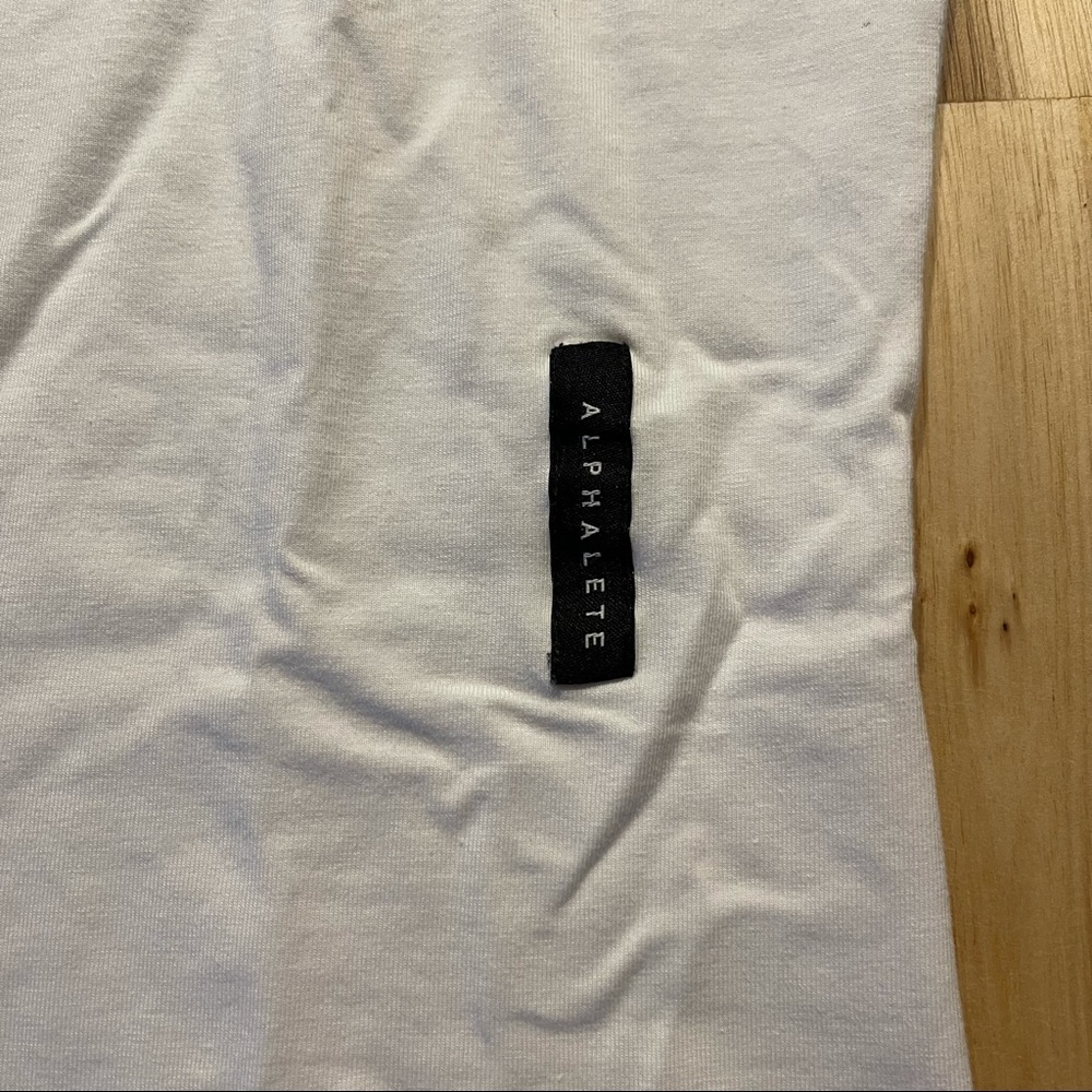 Set of 2 Alphalete scoop neck shirt - Picture 5 of 5